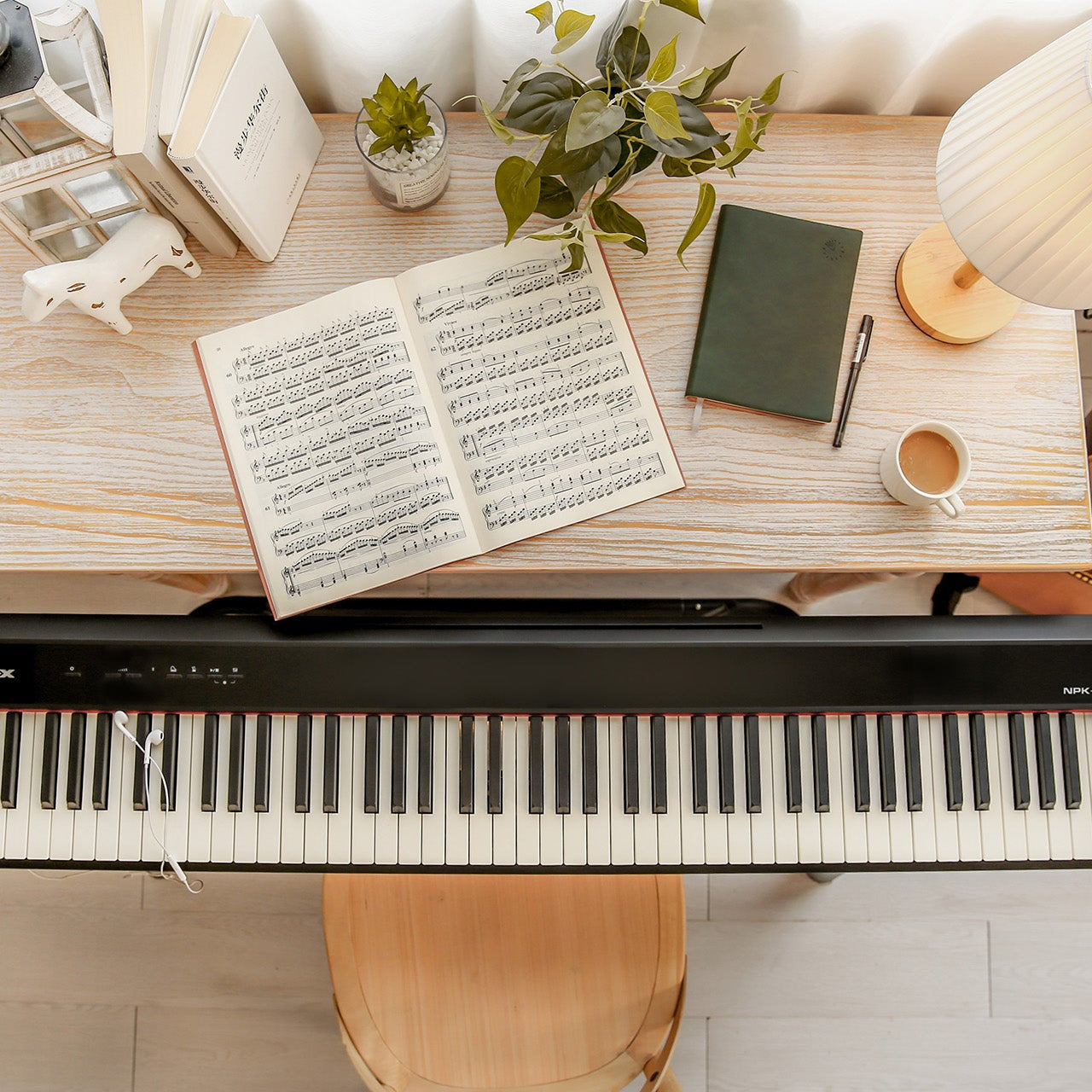 NUX NPK-10 digital piano and keyboard set